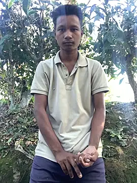 Snapshot of ShroveRising chatting on 11-19-25, 08:58 ShroveRising online show from 11-19-25, 08:58