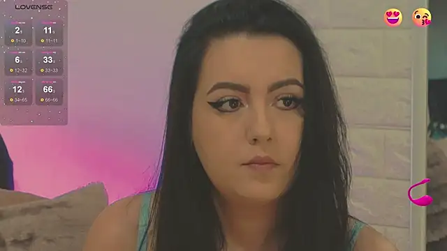 Snapshot of Ariel__Blossom chatting on 03-07-25, 06:57 Ariel Blossom online show from 03-07-25, 06:57