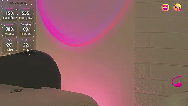 Snapshot of Ariel__Blossom chatting on 03-13-25, 06:26 Ariel Blossom online show from 03-13-25, 06:26