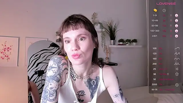 Fog Foggy Love online show from 03-03-25, 12:04