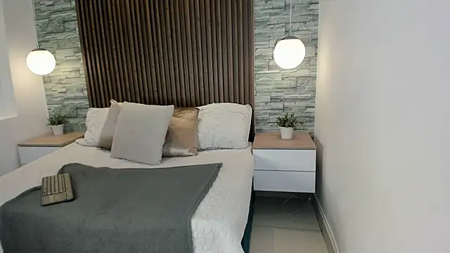 yulievans online show from 01-21-25, 07:28