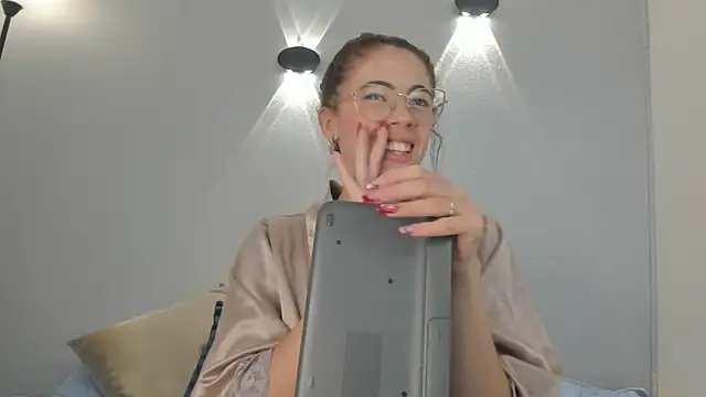 yulievans online show from 01-30-25, 08:43
