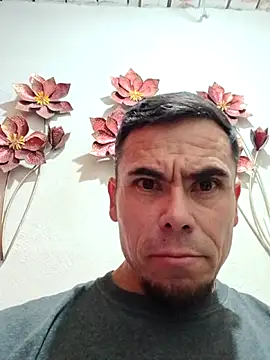 Hot796 online show from 12-22-25, 08:55