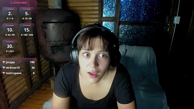 Snapshot of soysara15 chatting on 03-13-25, 01:43 soysara15 online show from 03-13-25, 01:43