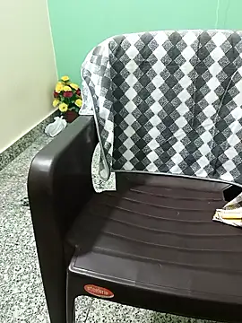 Snapshot of Saroj-Shah chatting on 01-18-26, 01:04 Saroj-Shah online show from 01-18-26, 01:04