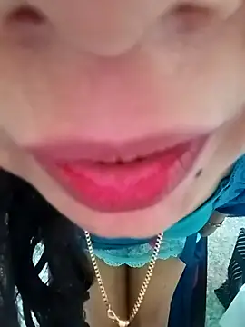 Snapshot of Saroj-Shah chatting on 02-20-26, 06:30 Saroj-Shah online show from 02-20-26, 06:30