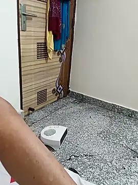 Snapshot of Saroj-Shah chatting on 02-21-26, 06:42 Saroj-Shah online show from 02-21-26, 06:42