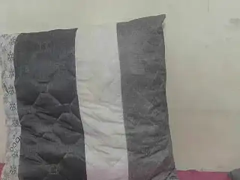 Snapshot of Sugarpoppy24 chatting on 02-21-25, 01:00 Sugarpoppy24 online show from 02-21-25, 01:00