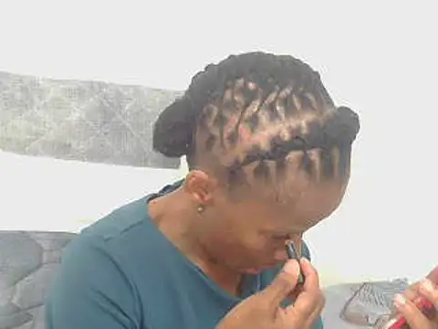 Snapshot of Sugarpoppy24 chatting on 02-26-25, 01:30 Sugarpoppy24 online show from 02-26-25, 01:30