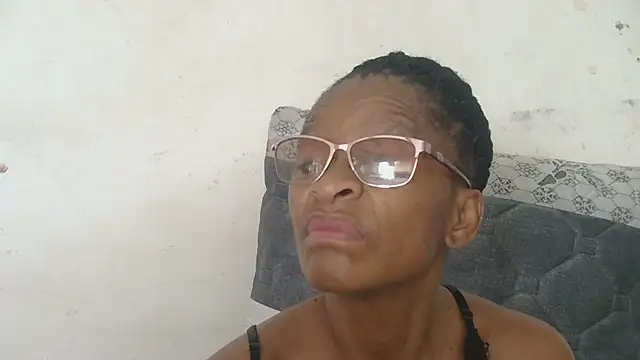 Snapshot of Sugarpoppy24 chatting on 03-03-25, 12:16 Sugarpoppy24 online show from 03-03-25, 12:16