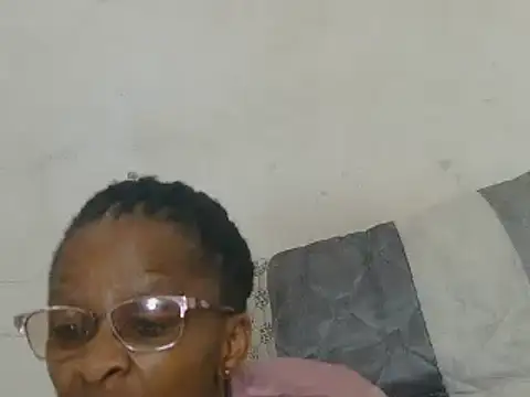 Snapshot of Sugarpoppy24 chatting on 03-09-25, 04:11 Sugarpoppy24 online show from 03-09-25, 04:11