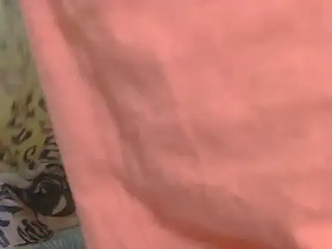 Snapshot of Sugarpoppy24 chatting on 03-17-25, 06:40 Sugarpoppy24 online show from 03-17-25, 06:40