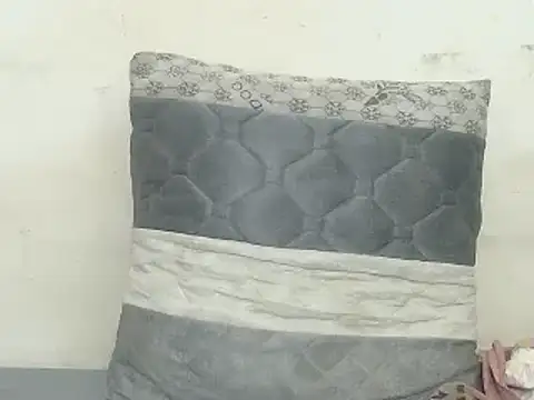 Snapshot of Sugarpoppy24 chatting on 03-17-25, 04:22 Sugarpoppy24 online show from 03-17-25, 04:22