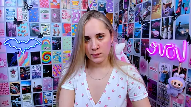 MiaMilas online show from 01-13-26, 03:06