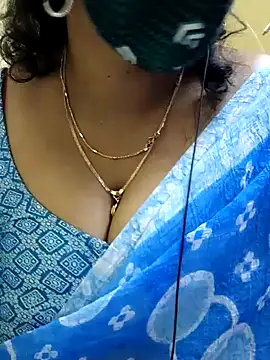 Snapshot of mallu-sumi chatting on 01-30-25, 05:28 mallu-sumi online show from 01-30-25, 05:28