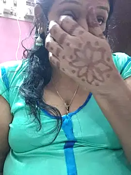 Snapshot of mallu-sumi chatting on 02-05-25, 11:12 mallu-sumi online show from 02-05-25, 11:12