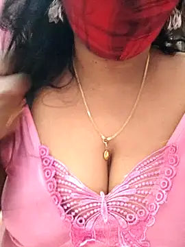 Snapshot of mallu-sumi chatting on 02-12-25, 04:33 mallu-sumi online show from 02-12-25, 04:33