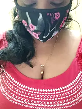 Snapshot of mallu-sumi chatting on 02-19-25, 01:39 mallu-sumi online show from 02-19-25, 01:39