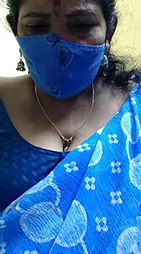 Snapshot of mallu-sumi chatting on 02-23-25, 04:24 mallu-sumi online show from 02-23-25, 04:24