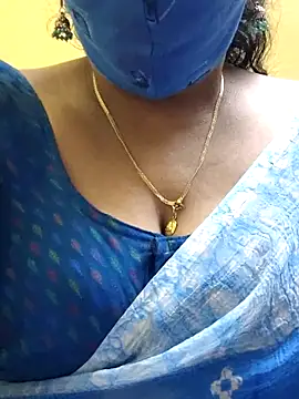 Snapshot of mallu-sumi chatting on 02-23-25, 07:28 mallu-sumi online show from 02-23-25, 07:28