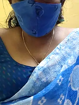 Snapshot of mallu-sumi chatting on 02-23-25, 10:42 mallu-sumi online show from 02-23-25, 10:42