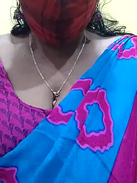 Snapshot of mallu-sumi chatting on 02-26-25, 05:28 mallu-sumi online show from 02-26-25, 05:28