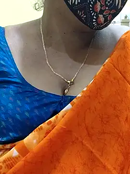 Snapshot of mallu-sumi chatting on 03-03-25, 07:17 mallu-sumi online show from 03-03-25, 07:17