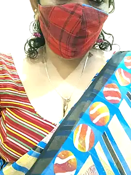 Snapshot of mallu-sumi chatting on 03-10-25, 04:03 mallu-sumi online show from 03-10-25, 04:03
