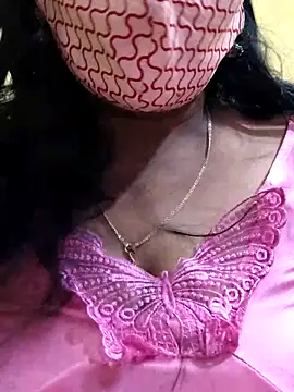 Snapshot of mallu-sumi chatting on 03-13-25, 06:45 mallu-sumi online show from 03-13-25, 06:45