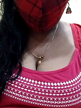 Snapshot of mallu-sumi chatting on 03-14-25, 01:57 mallu-sumi online show from 03-14-25, 01:57
