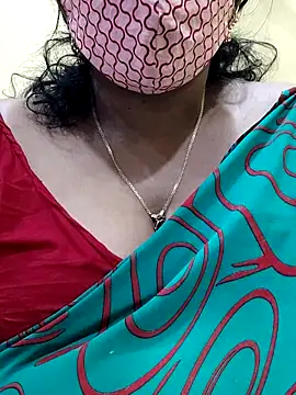 Snapshot of mallu-sumi chatting on 03-15-25, 04:54 mallu-sumi online show from 03-15-25, 04:54