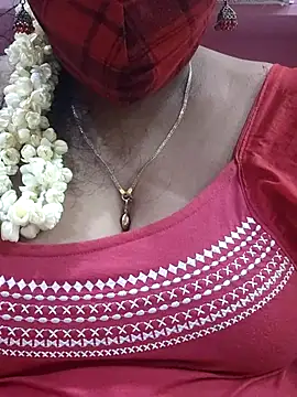 Snapshot of mallu-sumi chatting on 03-16-25, 07:06 mallu-sumi online show from 03-16-25, 07:06