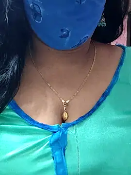 Snapshot of mallu-sumi chatting on 03-19-25, 11:47 mallu-sumi online show from 03-19-25, 11:47