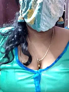 Snapshot of mallu-sumi chatting on 03-21-25, 05:21 mallu-sumi online show from 03-21-25, 05:21