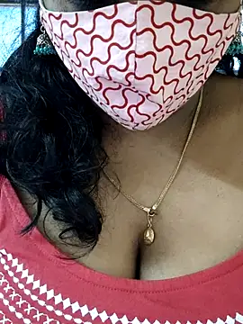 Snapshot of mallu-sumi chatting on 03-23-25, 01:09 mallu-sumi online show from 03-23-25, 01:09
