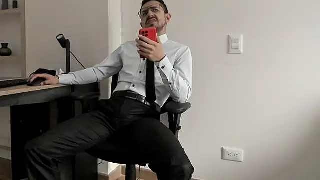 pablo-rincon95 online show from 12-28-24, 01:49