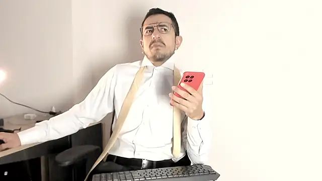 pablo-rincon95 online show from 01-04-25, 11:43