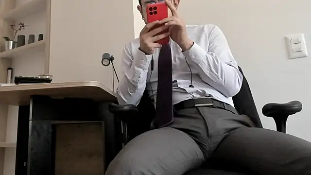 pablo-rincon95 online show from 01-07-25, 04:48