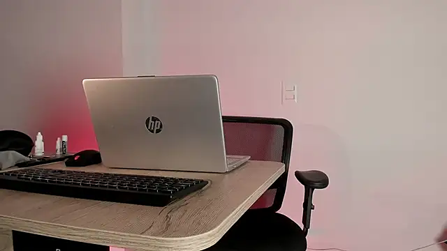 pablo-rincon95 online show from 01-21-25, 11:24