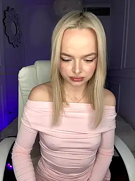 horny blondiee online show from 01-08-26, 12:51