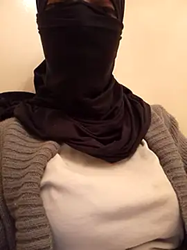 Liliiiblow online show from 12-19-24, 07:40