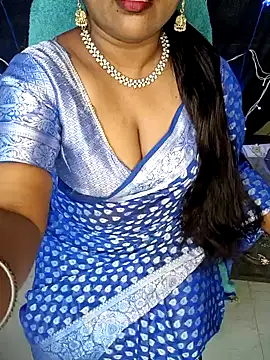 honey-sexy online show from 02-02-25, 07:09