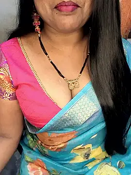 honey-sexy online show from 02-06-26, 07:12