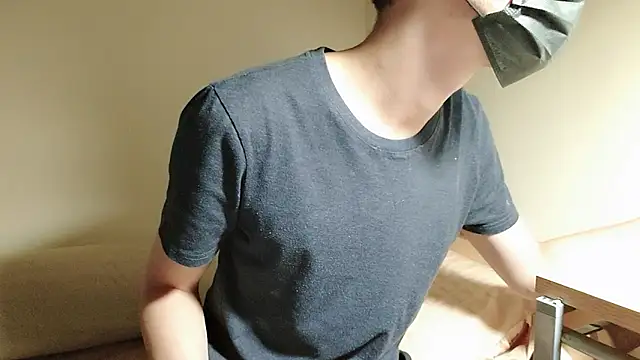 Yang 1069 online show from 10-22-25, 04:40