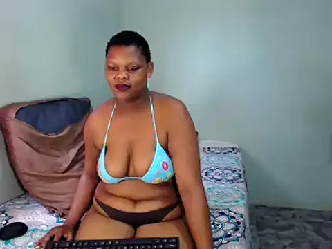 FoxyFataleX online show from 01-01-25, 12:00