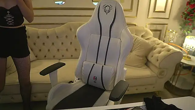 Inessa Song online show from 12-22-24, 12:28