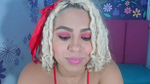 Lucy White   online show from 10-09-25, 08:07