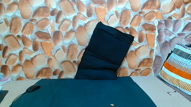 AfricanBigAssxx98 online show from 10-31-25, 09:27