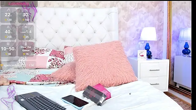 Eliza Thaylor   online show from 12-24-24, 06:06