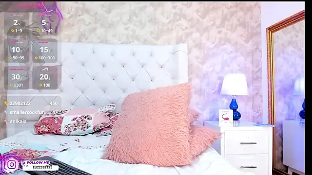 Eliza Thaylor   online show from 01-04-25, 08:37